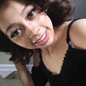 Meet your Posher, Jade